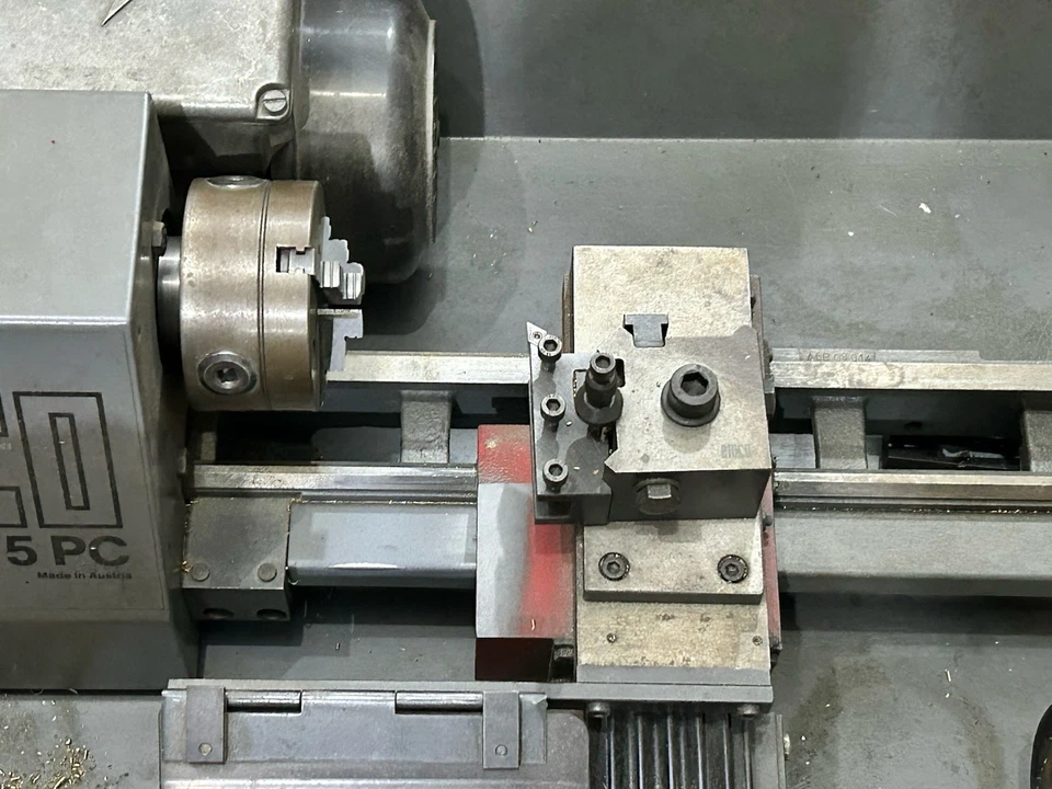 Máquina de torno compacta EMCO 5, computadora y monitor, se puede enviar Foto 4 de 4