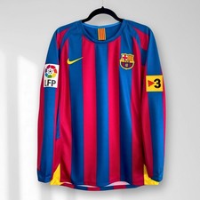 Ronaldinho FC Barcelona Jersey 2005/2006 Home Long Sleeve Retro Soccer Jersey