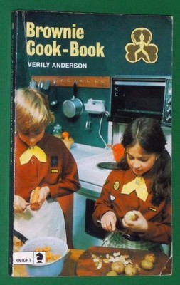 Brownie Cook Book (Knight Books),Verily Anderson, Ted Draper