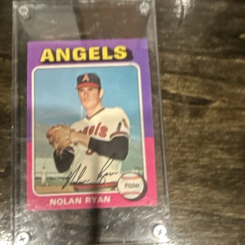 Topps 1975 Nolan Ryan #500 California Angels MLB Baseball Card