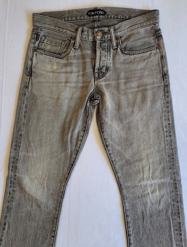 TOM FORD TFD001 SLIM FIT SELVEDGE ДЖИНСОВОЙ ТКАНИ ЦВЕТ СЕРЫЙ ИСКУССТВЕННО СОСТАРЕННЫЕ ДЖИНСЫ МУЖЧИН SZ 3 G2U - Изображение 2 из 4