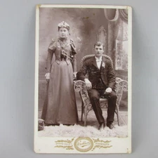 VTG Antique Studio Photo Cabinet Card Couple Spring Valley MN Minnesota