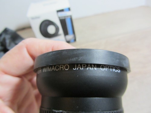 Vivitar VIV-52W 52MM HD4 0.43X WIDE ANGLE CONVERSION LENS WITH MARCO EUC - Picture 2 of 7