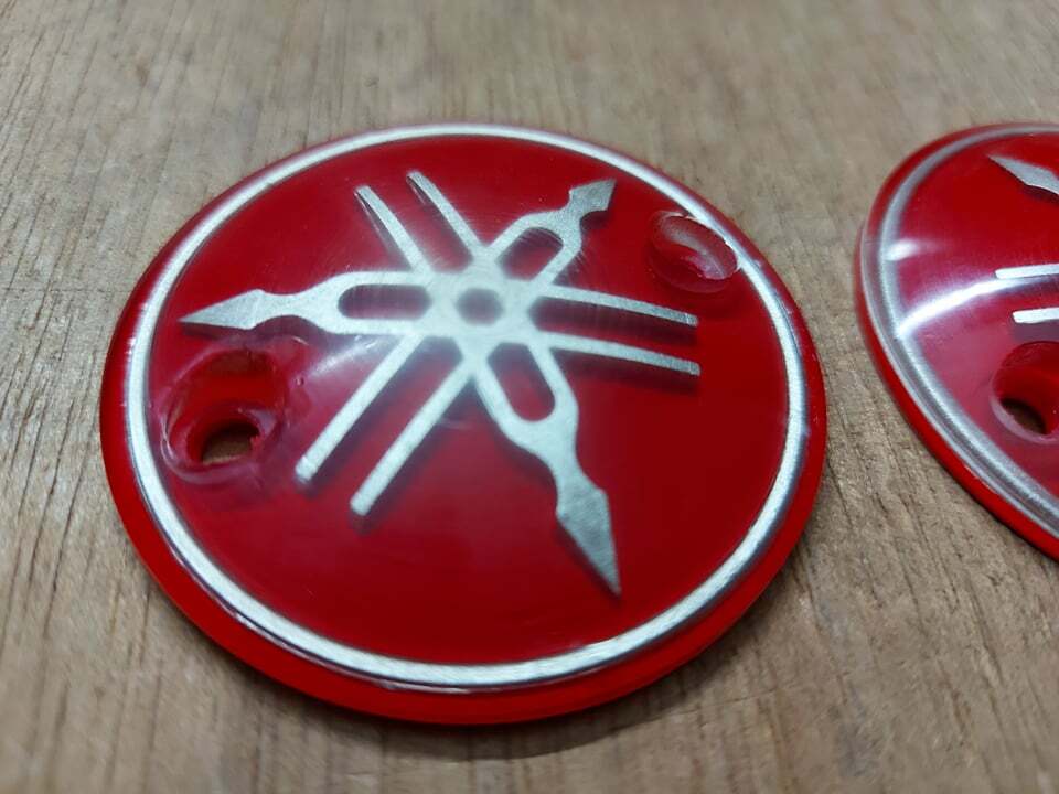 YAMAHA YA6-YD3-YDS3-YDSM-YDT1-YJ1-YJ2 GAS TANK EMBLEMS RED NEW