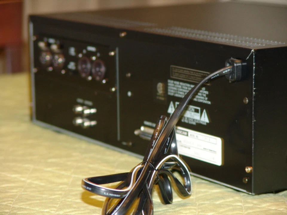 Tascam 122 MKIII MK3 con MOTOR CAPSTAN NUEVO y otras piezas nuevas, 6 meses de garantía Foto 3 de 4