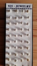 Paire de Boucles d'oreilles ronde neuf