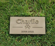 Custom Pet memorial Stone Personalized Dog Cat Grave Marker Garden Tribute Rock