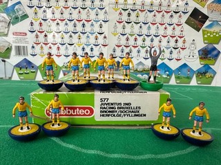 Subbuteo Lightweight (LW) Team – JUVENTUS 2nd/BRONBY PLUS OTHERS Ref: 577