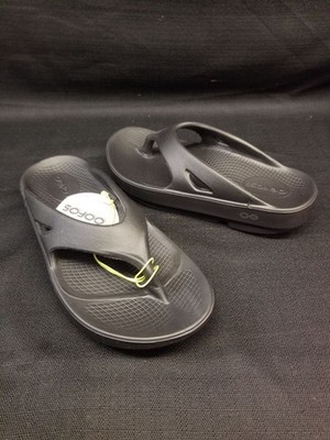 OOFOS Women's OOriginal Sandal Recovery Thong Black Size 9 NEW WITH TAGS!