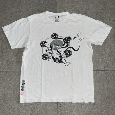 T-Shirt UNIQLO UT x Omotenashi Wagashi Gr. S SMALL Japanese Oni Ogre Maglietta