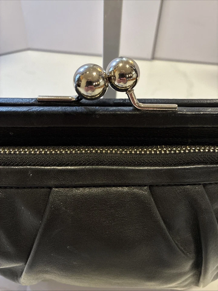 COACH Vintage Parker Kisslock  Black Cowhide Leather 13621 - Image 3 of 4