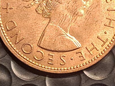 1958 New Zealand One Penny Queen Elizabeth II Tui Bird 9.6g 31mm