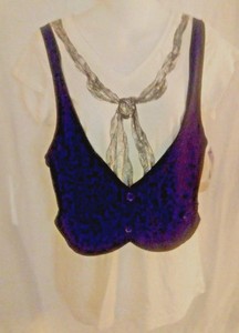 Max-Azria-Tee-Vest-Junior-Size-XL