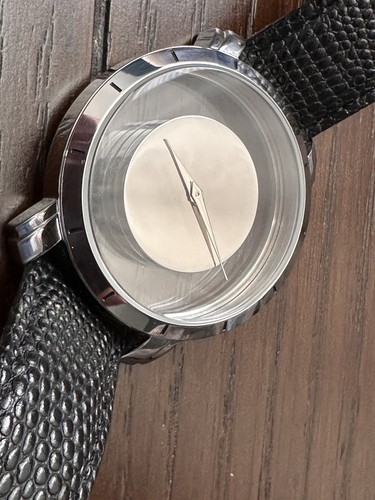Akribos XXIV AK412SS Rare Unique Men's SILVER Swiss FLOATING BLACK Strap Watch - Picture 3 of 7