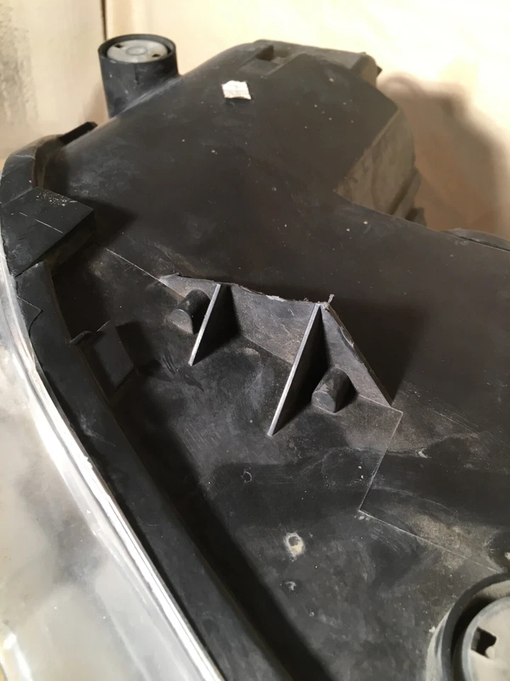 Conjunto de lámpara lateral izquierda de faro halógeno para conductor izquierdo VW Eos 2007-2011 OEM Foto 3 de 4