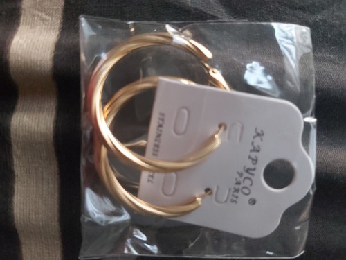 Boucles D'oreilles Pendantes En Acier Inoxydable Doré - Neuves Avec étiquettes - Marque Tres.Or