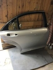 (K)Mercedes-Benz W221 S-Klasse T&uuml;re Limousine hinten rechts langversion