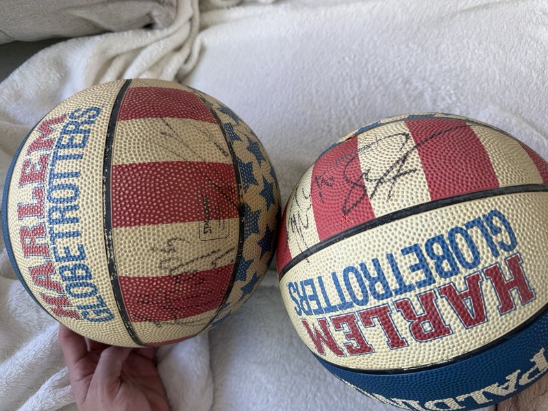2 Harlem Globetrotters Multi-Signed Autographed Red White Blue Basketball