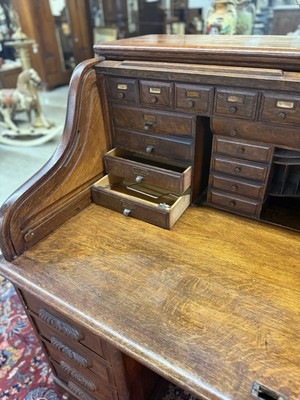 Fantastic Classic American Antique S Curve Golden Oak Roll Top