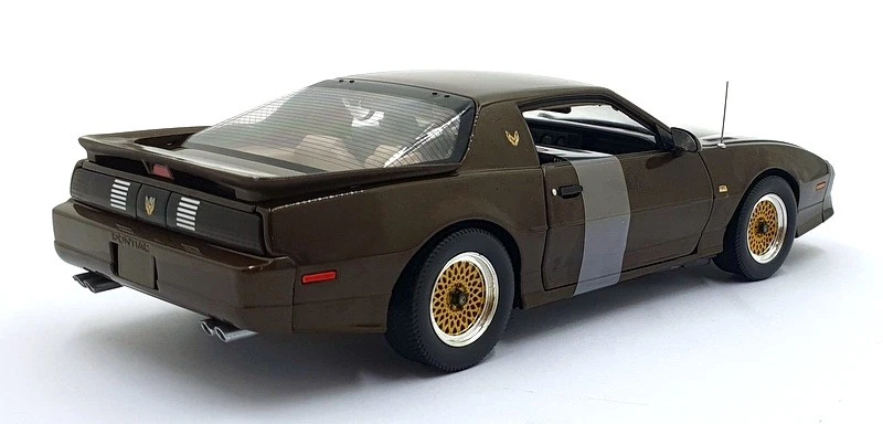 Greenlight 1/18 Scale Diecast 13588 - 1987 Pontiac Firebird GTA - Met. Brown - Image 2 of 4