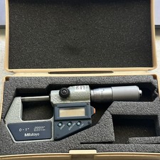Mitutoyo Digimatic Micrometer 293-725-30 w/Case (PAP008590)