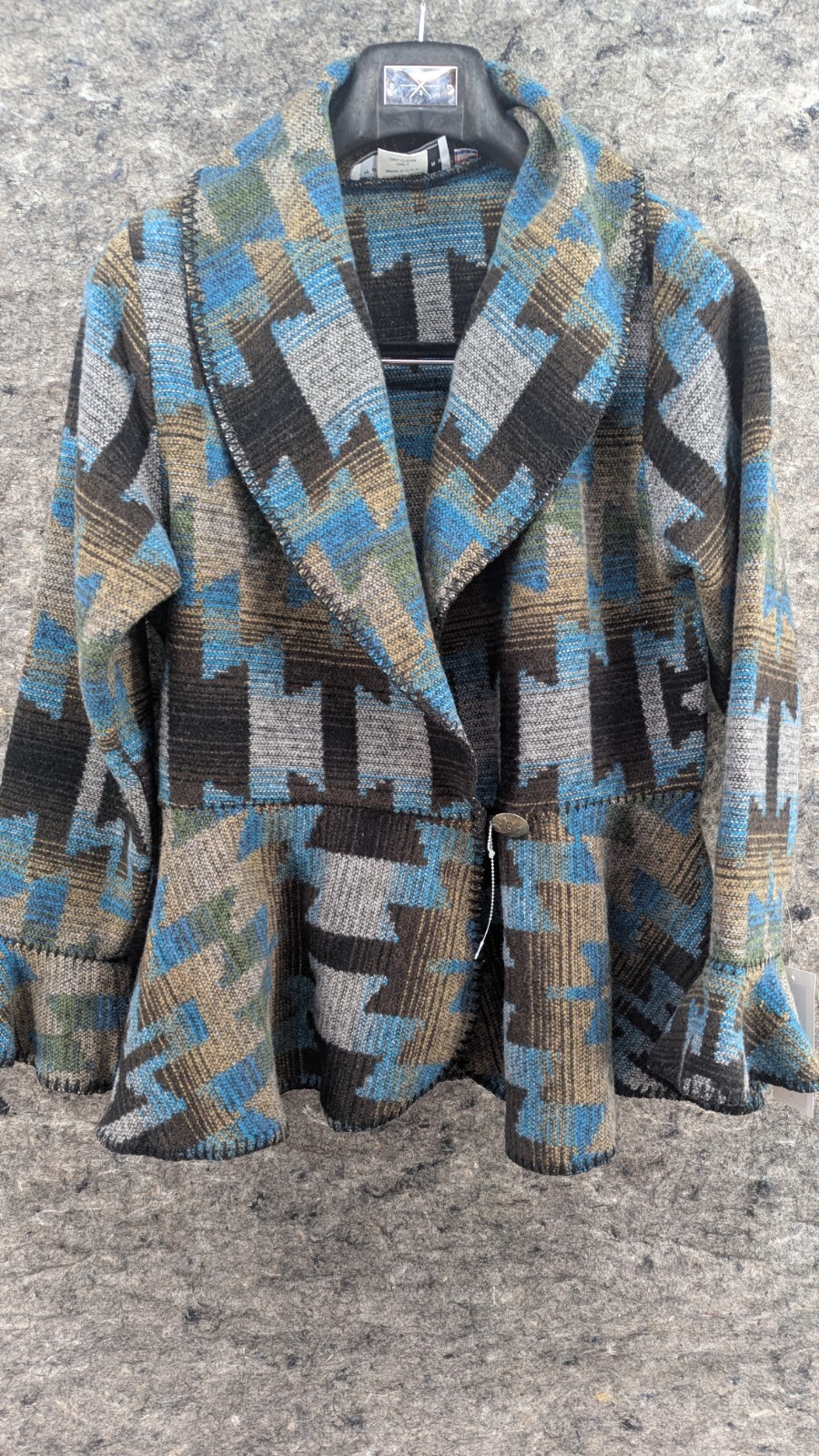 Picture 1 of 15