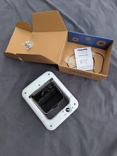 Closer Pets  Microchip Activated Medium Size Cat Door for Entry Control of up to