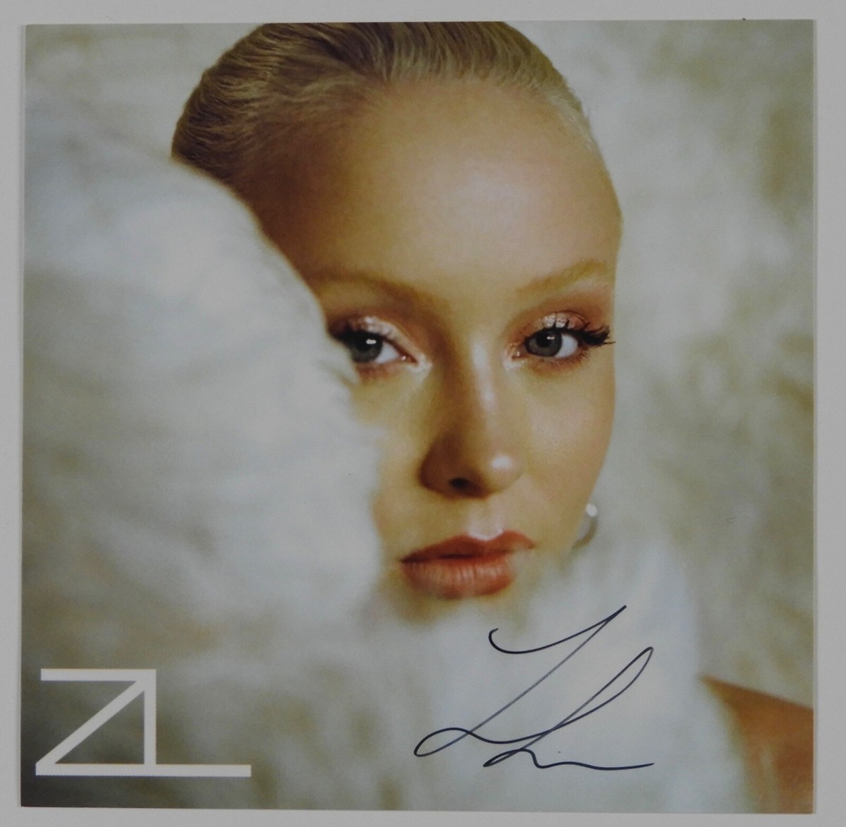 Zara Larsson JSA signed autograph CD Insert Poster Girl | eBay