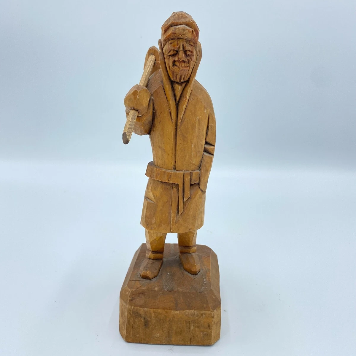 Carving wood figures online