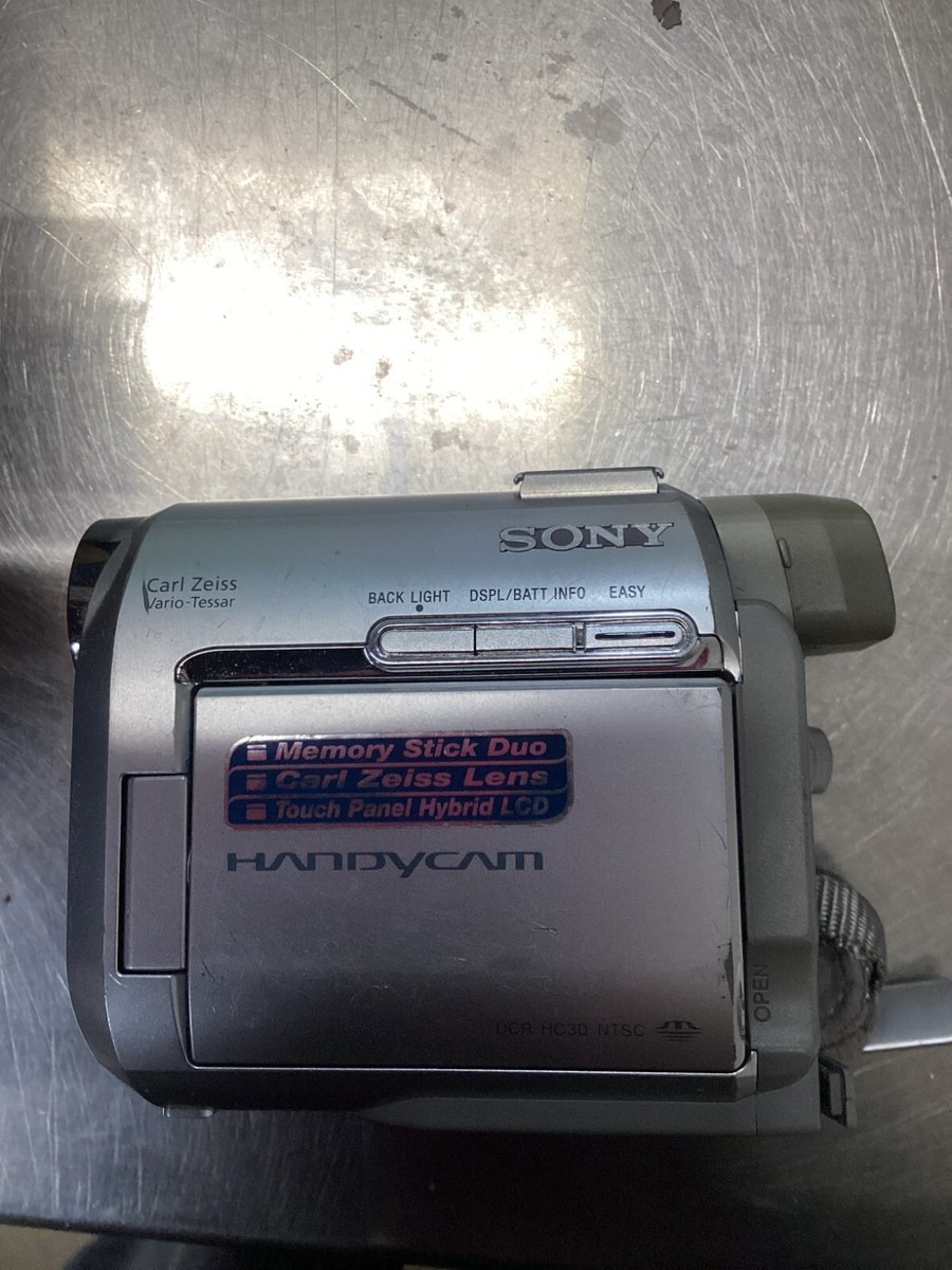 Sony DCR-HC30 MiniDV Digital Handycam Camcorder 10x Optical Zoom w