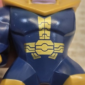LEGO 76049 Thanos Marvel Super Heroes Mini Fig/ Mini Figure Missing 1 Arm