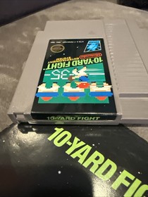 10 Yard Fight Nintendo NES Original Game Cartridge & Manual Tested !