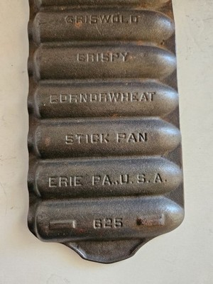 Vintage Griswold No. 262 Tea Size Crispy Corn/Wheat Stick Pan Erie