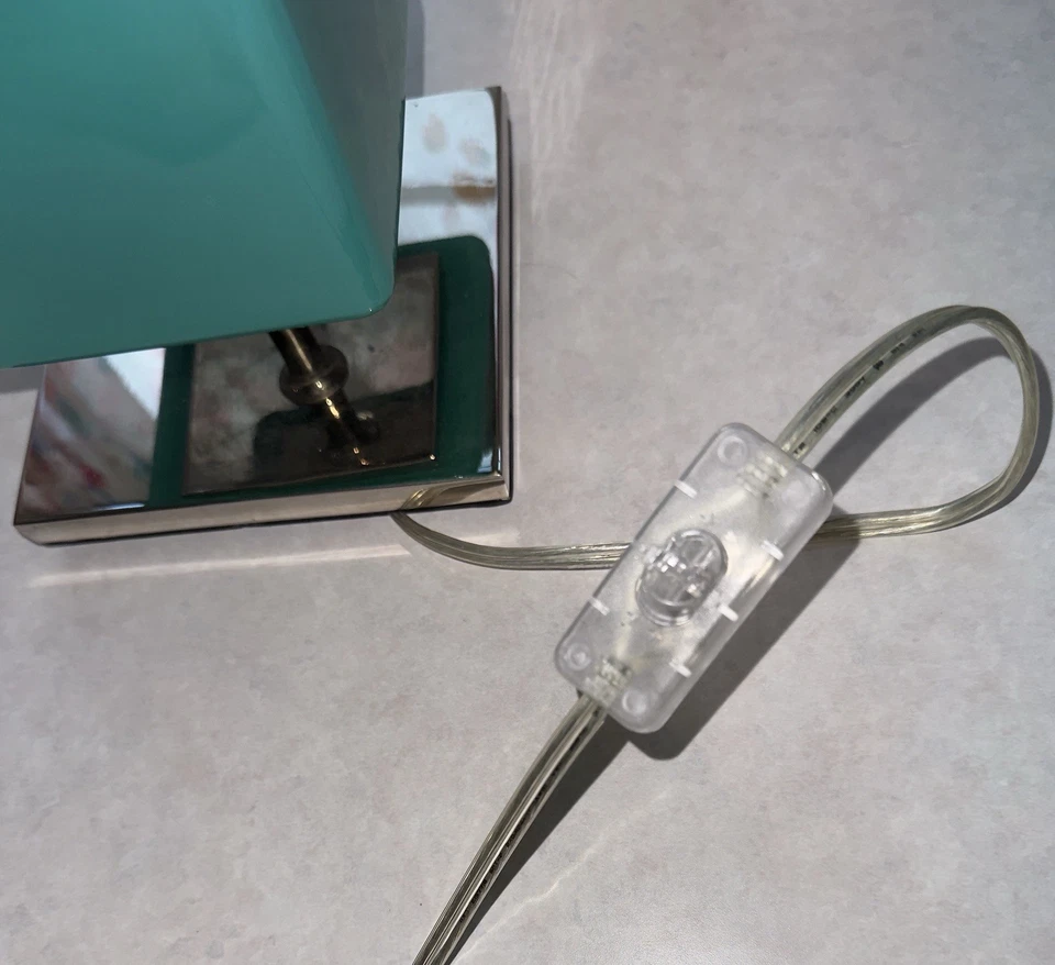 "Lámpara Kate Spade New York Beekman verde espuma de mar verde azulado 37"" con pantalla de lino a juego" Foto 4 de 4