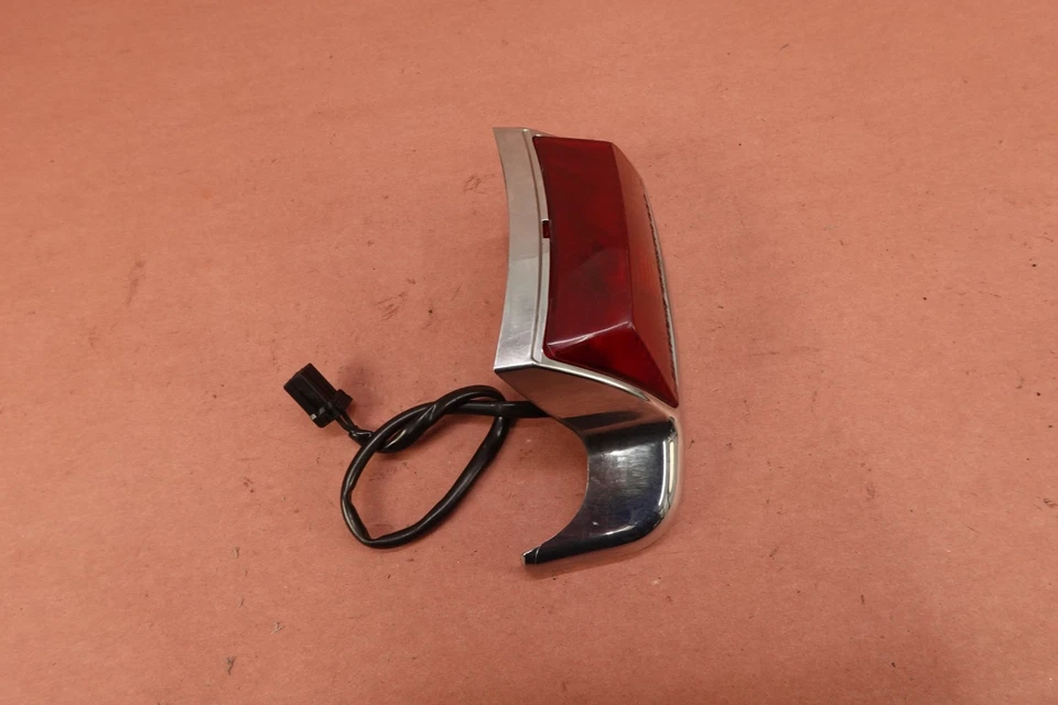 Harley Davidson Road King 2007-2011 FLHR guardabarros trasero punta lámpara luz Foto 4 de 4