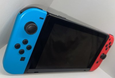 Nintendo Switch 32GB Console HAC-001 W/ Neon Red/Blue Joy-Cons Preowned