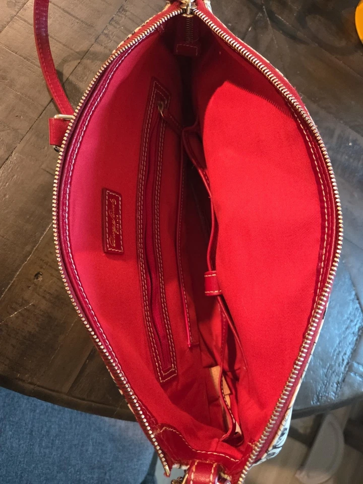 Bolso de Mano Dooney & Bourke Clásicos Disney Mickey y Minnie Mouse Foto 4 de 4