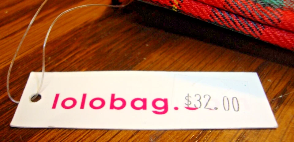 Bolso de Cosméticos 'LOLO' BROCA DE CABALLO Rojo/Verde Cuadros ~ 4.5x9" Ecuestre ~ Precio de venta sugerido por el fabricante $32 826 Foto 3 de 4