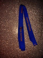 designer Louis Vuitton ribbon, brand new will also include the Louis Vuitton box