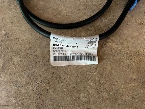 IBM 44V4041 MINI-SAS SFF-8088 TO MINI-SAS SFF-8088 1M 1 METRE CABLE BLACK UC5-2 - Picture 2 of 5