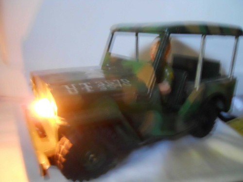 ATC Jeep Japan gepresstes Blech Metall Armee grün Tarnmuster 9" x 5 3/4" x 5" Scheinwerfer - Bild 5 von 8