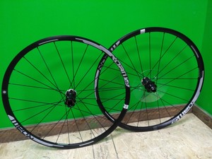sram roam 40 wheelset