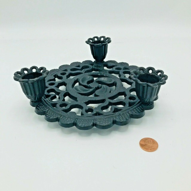 Rare Vintage Cast Iron Candle Holder Trio Trivet Dutch Metal Pot Holder