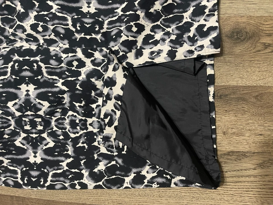 Falda Mossimo, Para Mujer Talla 18, Negro Blanco, Cremallera Trasera, Parte Inferior Abertura Foto 3 de 4