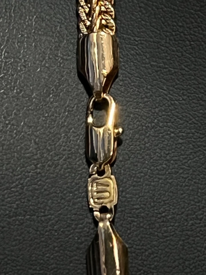 Collar de cadena de espiga enchapado en oro de 18 quilates marca U7 usado Foto 3 de 4