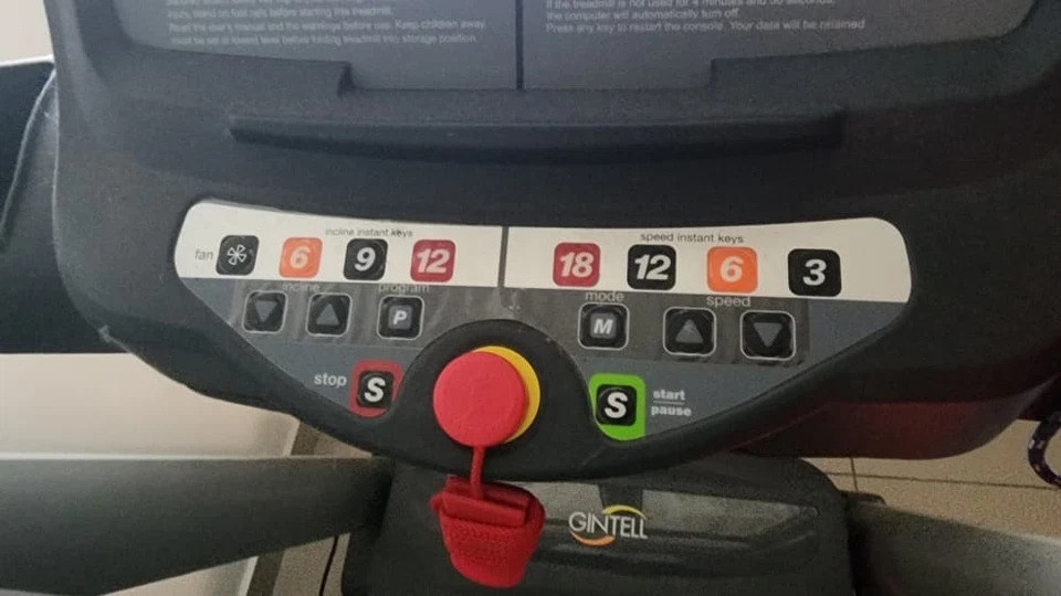 Treadmill Gintel CyberTreK - Image 4 of 4