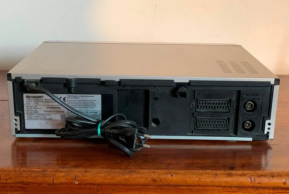 Videoregistratore SHARP VC-M35. Perfettamente funzionante - Immagine 4 di 4