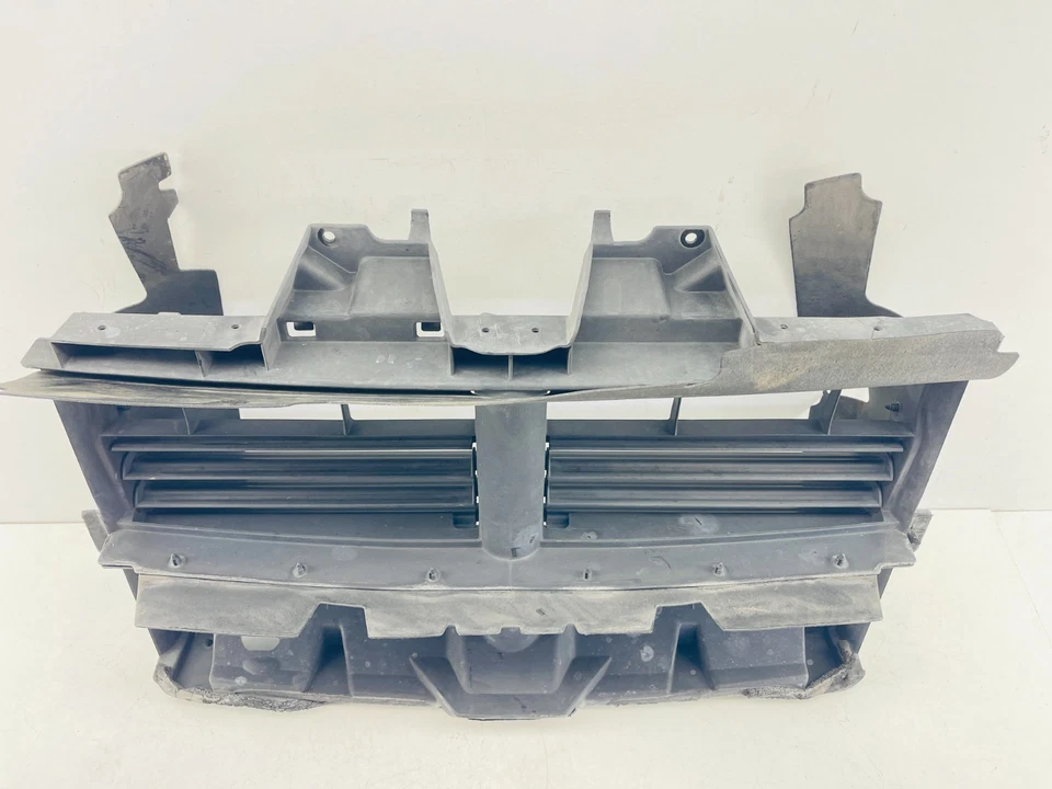 Radiador delantero RAM 1500 2011-2018 rejilla obturadora activa con motor 68104712AF fabricante de equipos originales Foto 4 de 4