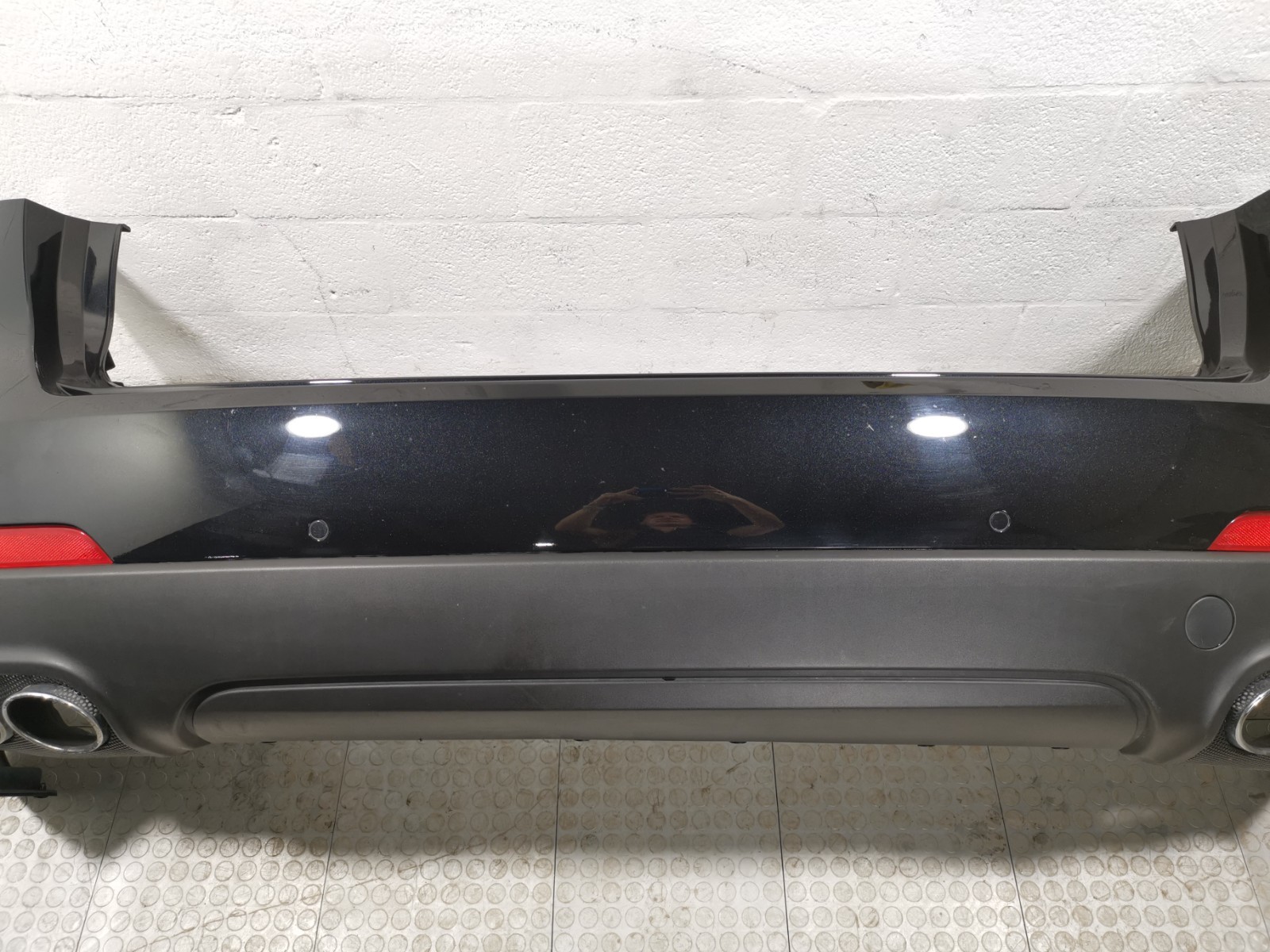 Maserati Levante S AWD 2017 Rear Complete Full Bumper Cover Black Color OEM