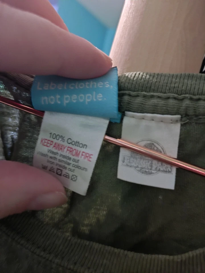 Jurassic Park T-shirt From Truffle Shuffle Size 2xl 100% Cotton - Image 3 of 4